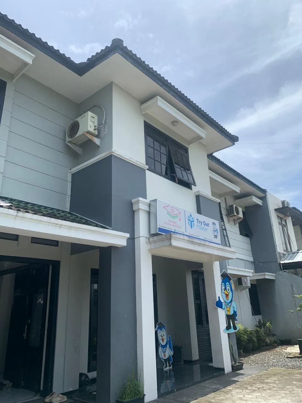 Kantor Try Out Master - Interior